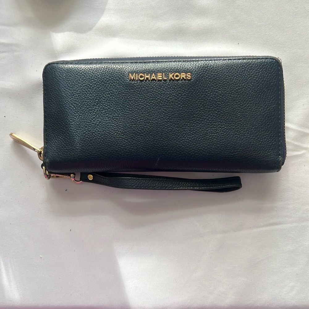 Michael Kors Wristlet Wallet